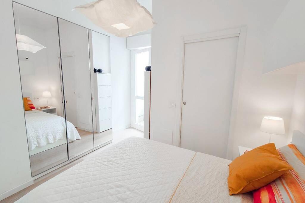 Moderno E Accogliente Bilocale Pascoli Apartment ซัน เบเนเดตโต เดล ตรอนโต ภายนอก รูปภาพ